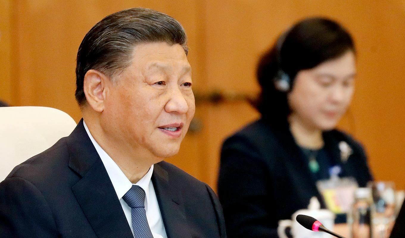 Kina inför nya sanktioner mot USA, meddelar utrikesdepartementet på söndagen. På bilden Kinas president Xi Jinping. Foto: Minh Hoang/AP/TT