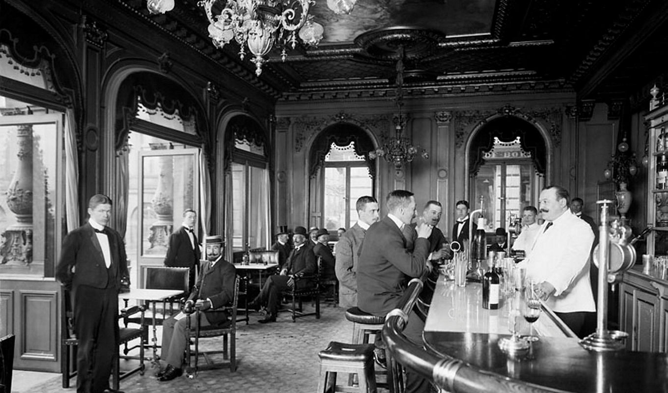 Hotell Rydberg var mellan åren 1857 och 1914 en populär restaurang och bar vid Gustav Adolfs Torg i Stockholm. Det fick ge plats för ett bankpalats. Foto: Public Domain