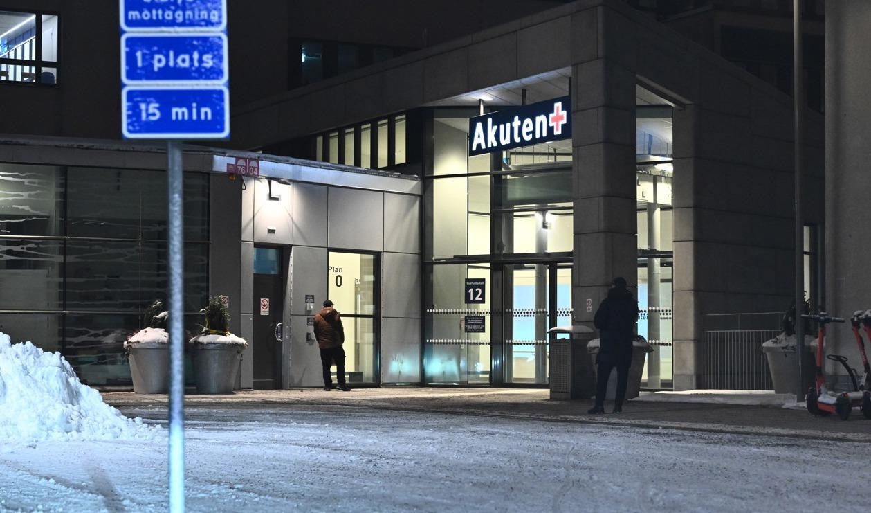 Akuten på Södersjukhuset i Stockholm har utrymts efter ett bombhot. Foto: Claudio Bresciani/TT