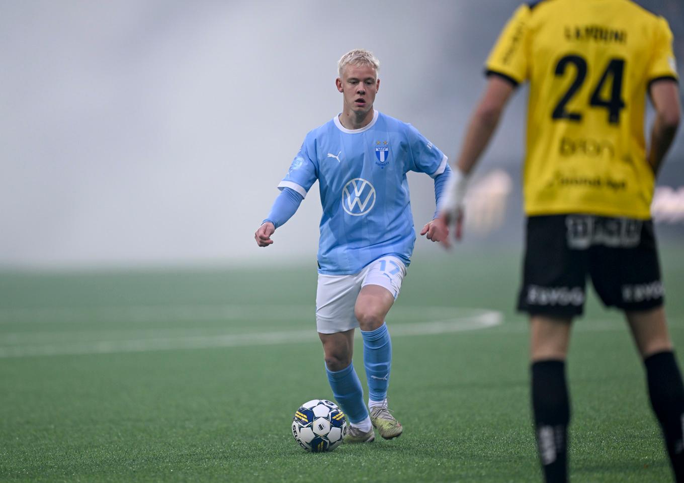 Malmö FF:s Otto Rosengren visade vägen när U21-landslaget vann VM-kvalmatchen mot Nordmakedonien. Arkivbild. Foto: Björn Larsson Rosvall/TT