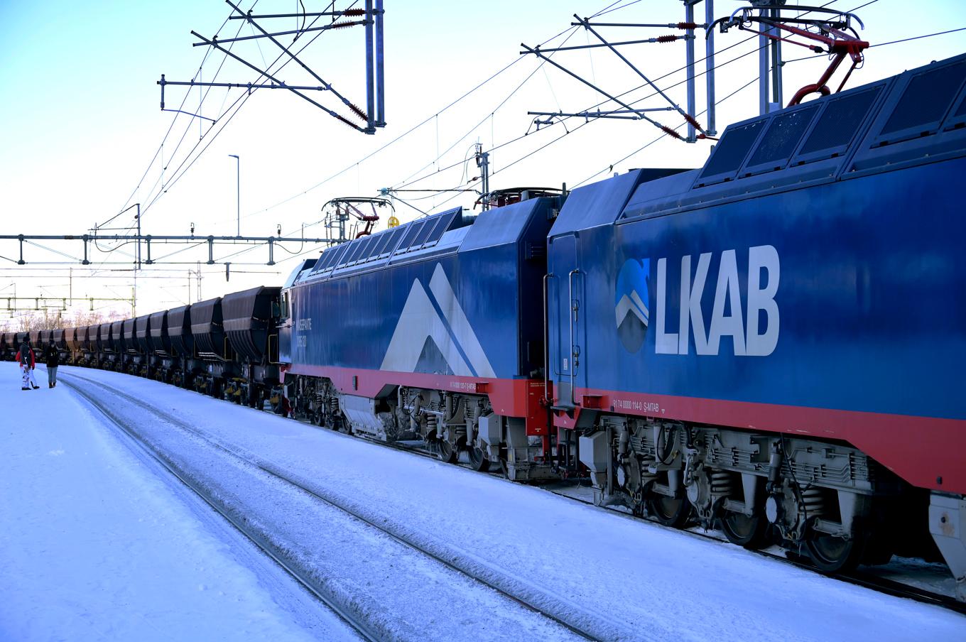LKAB levererar normalt sett 14 fullastade tåg om dagen via malmbanan. Arkivbild. Foto: Janerik Henriksson/TT