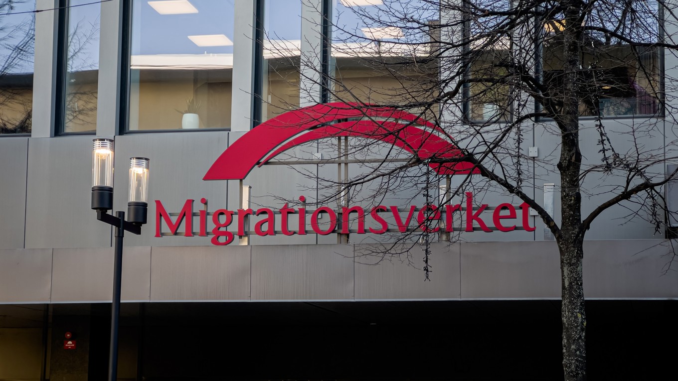 Polisen har avvisat tre personer från Sverige eftersom man anser att de utgör ett hot mot den allmänna ordningen. Samtliga ingår i ett kriminellt nätverk. Foto: Sofia Drevemo