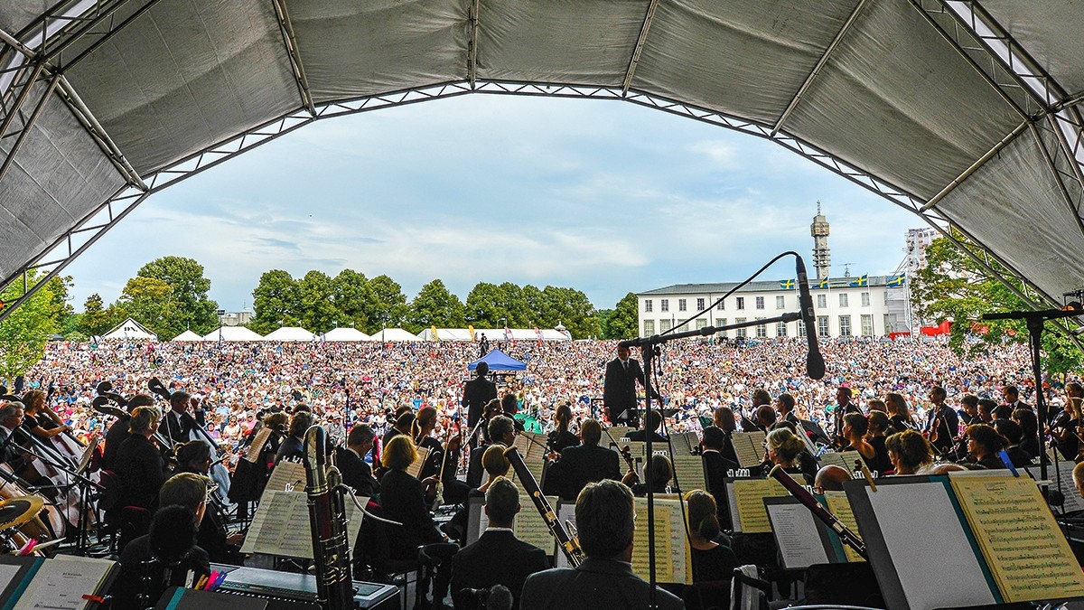 ”Filharmonikerna i det gröna” genomförs i samarbete med Nationalstadsparken och Dagens Nyheter. Foto: Jan-Olav Wedin
