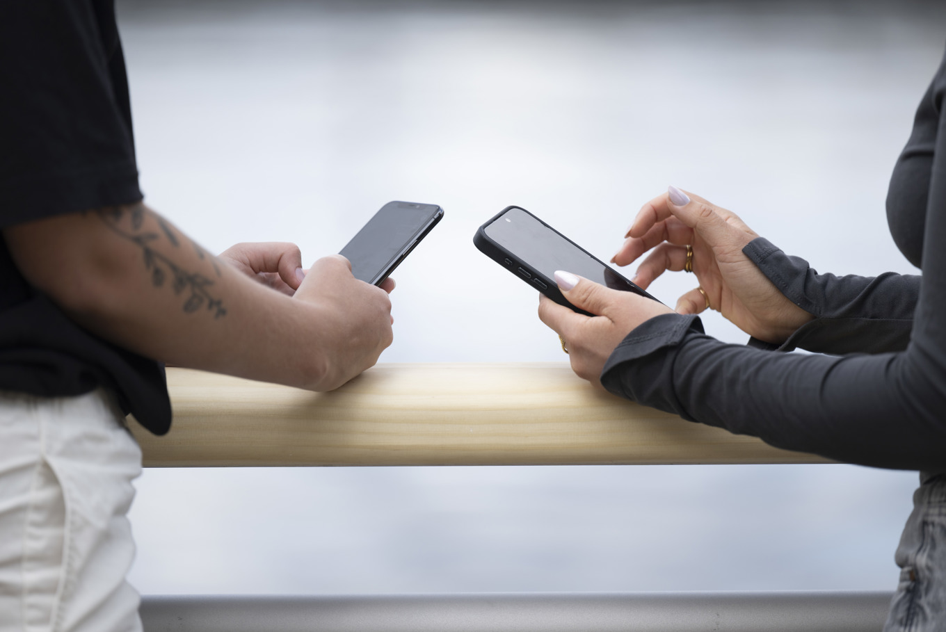 Det finns risker både med att ge och att ta emot finansiella råd på sociala medier. Arkivbild. Foto: Fredrik Sandberg/TT