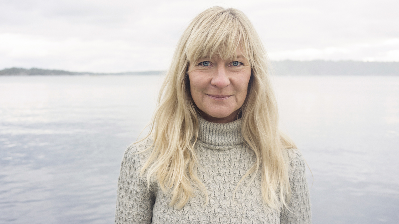 Riksspelmannen och folkmusiksångerskan Lena Willemark prisades kungligt för sin konstnärliga bredd. Foto: Mats Lefverts