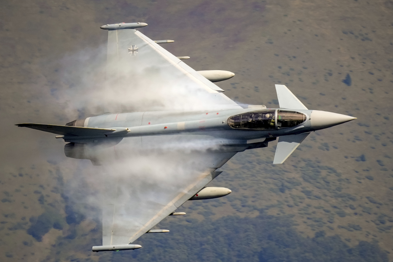 Ett stridsflygplan av typen Eurofighter från det tyska flygvapnet. Arkivbild. Foto: Vadim Ghirda/AP/TT