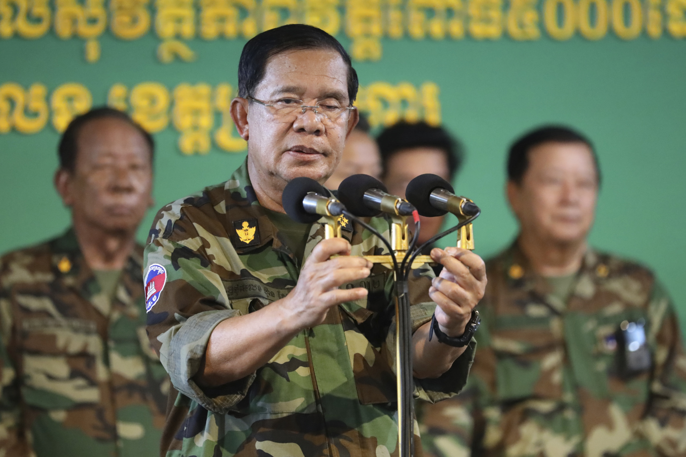 Hun Sen är ordförande i Kambodjas senat och landets de facto ledare. Arkivbild. Foto: AKP via AP/TT