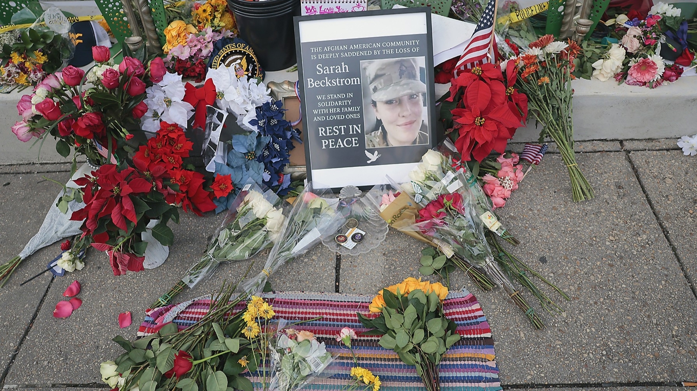 En afghansk flyktings dödsskjutning av en nationalgardist har satt sökarljuset på att många medier använder våldsbrott för att bedriva politisk propaganda på nyhetsplats. Foto: Heather Diehl/Getty Images