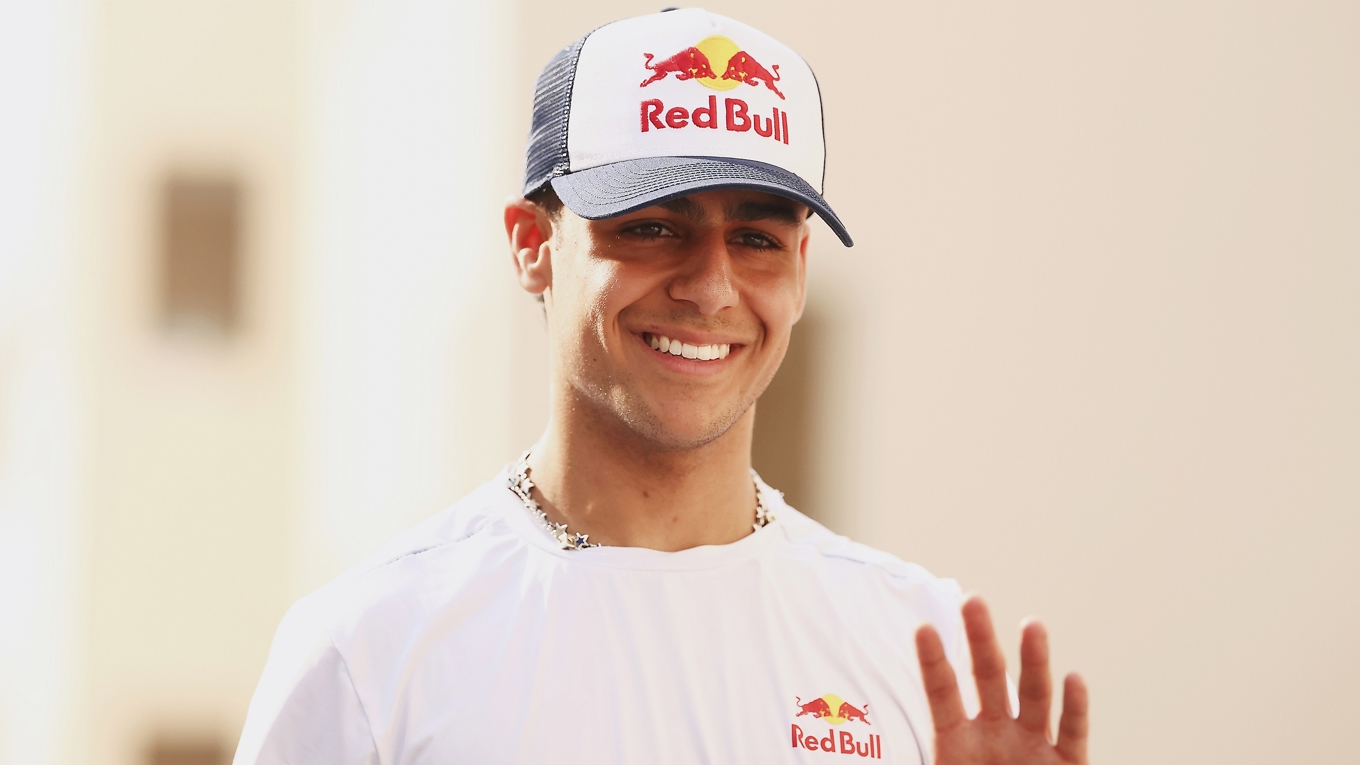 Svensk-brittiske Arvid Lindblad blir näste svensk att köra Formel 1. Den unge talangen är bara 18 år och har endast kört formelbilar i tre år. Foto: Clive Rose/Getty Images