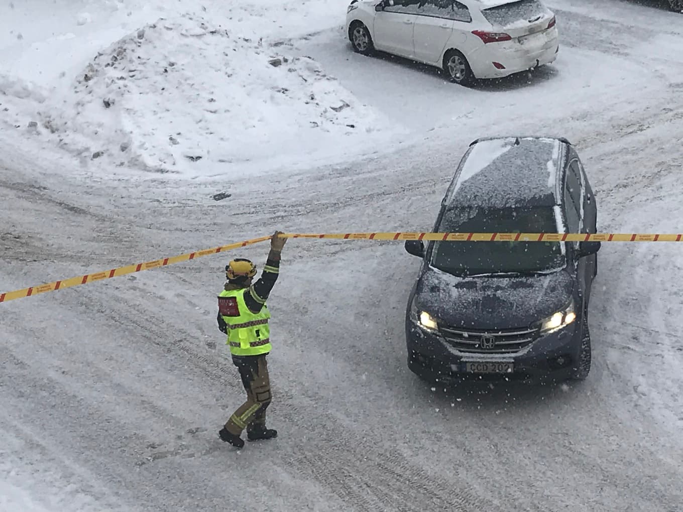 Stora avspärrningar har upprättats i Rättvik. Foto: Rita Johansson/TT