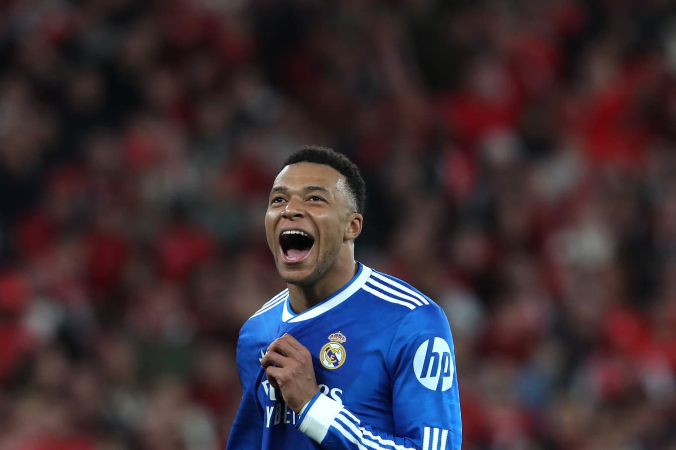 Kylian Mbappé under en match för sin nuvarande klubb Real Madrid tidigare i februari. Foto: Pedro Rocha/AP/TT