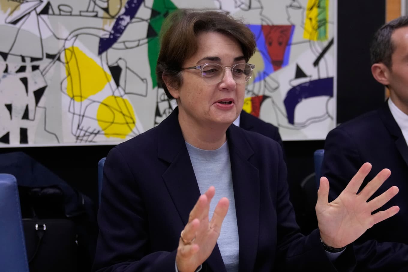 Laurence des Cars slutar som chef för Louvren. Arkivbild. Foto: Michel Euler/AP/TT