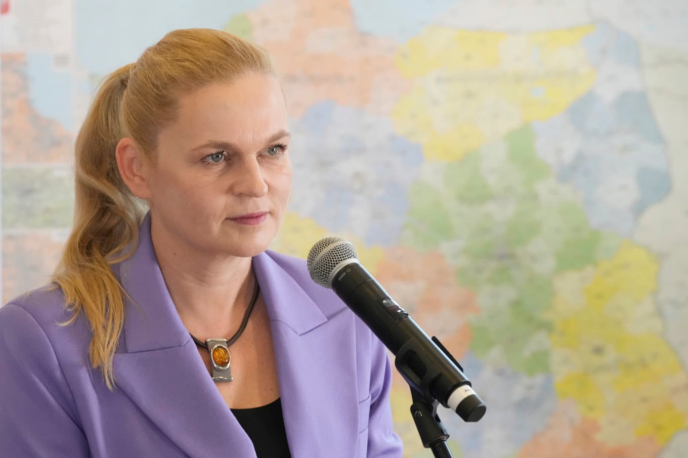 Polens utbildningsministern Barbara Nowacka. Arkivbild. Foto: Czarek Sokolowski/AP/TT