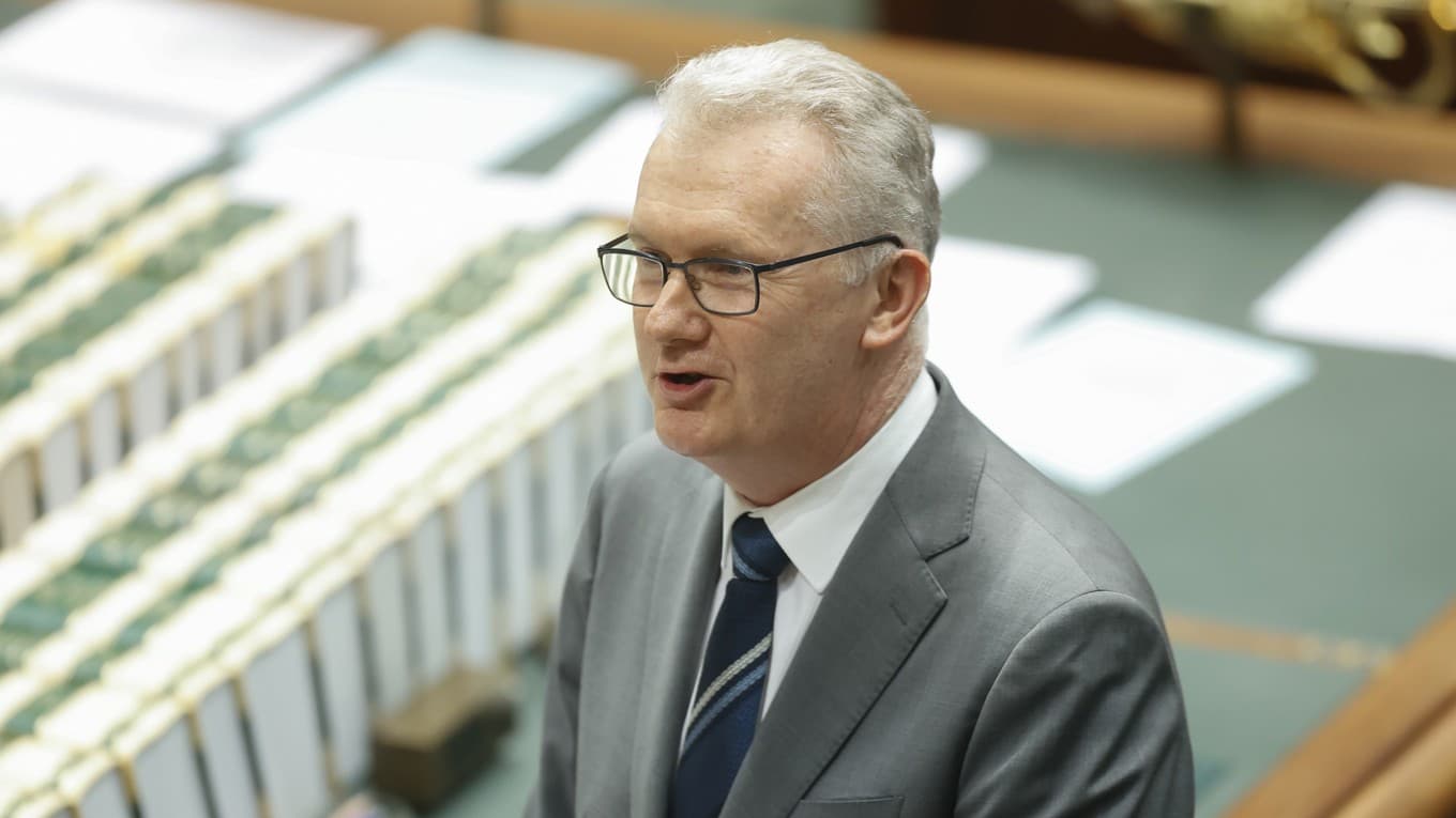 Den australiske inrikesministern Tony Burke. Foto: Hilary Wardhaugh/Getty Images
