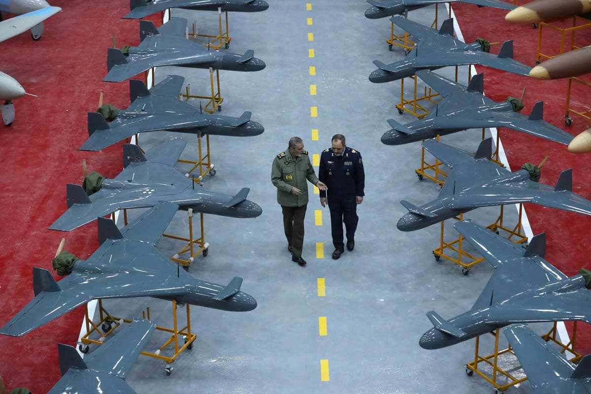 Drönare i en tidigare propagandabild från iranska regimen. Foto: Iranska armén/AP/TT