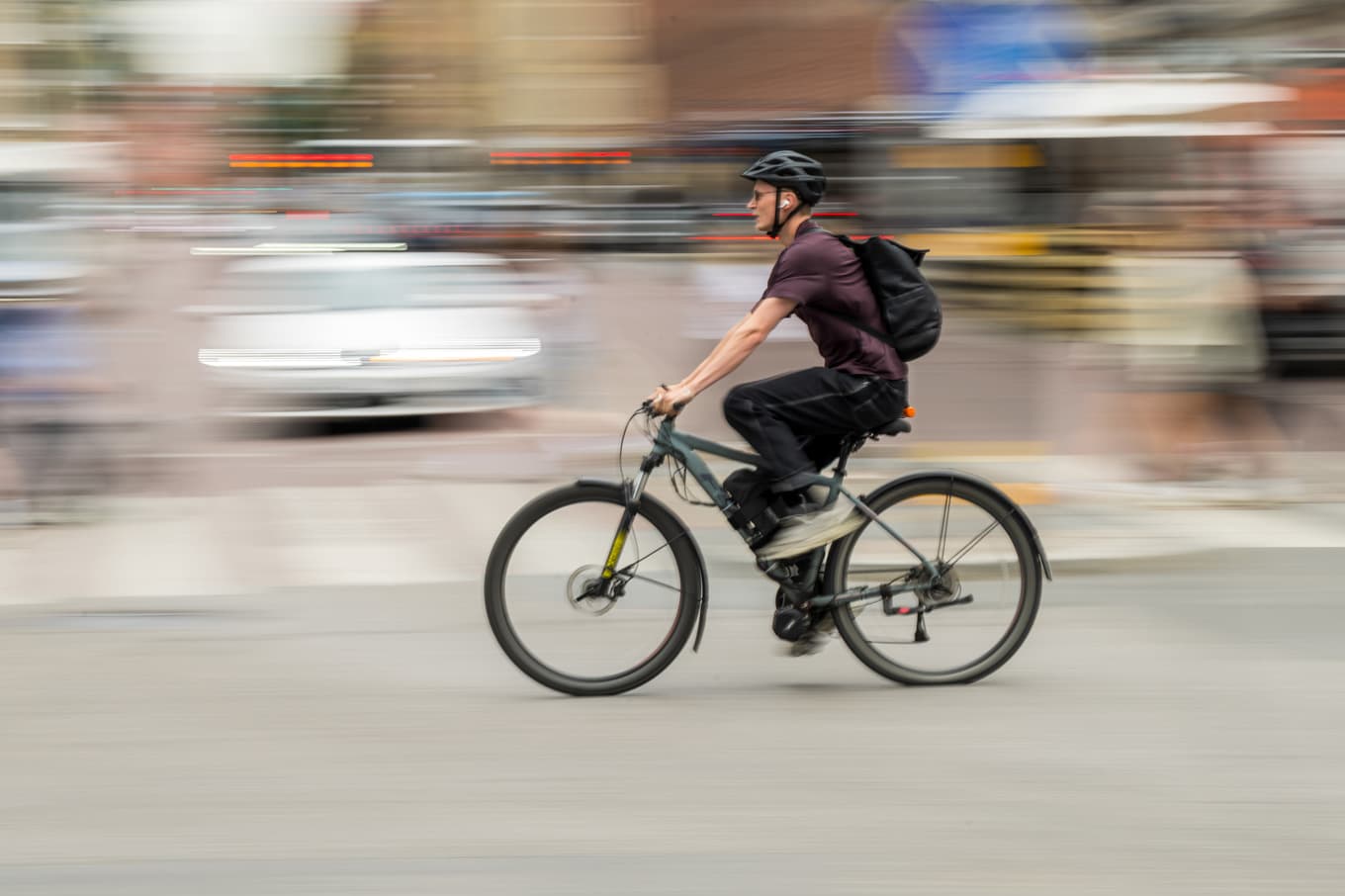 Att cykla eller gå till jobbet kan innebära stora fördelar för hjärthälsan. Arkivbild. Foto: Magnus Lejhall/TT