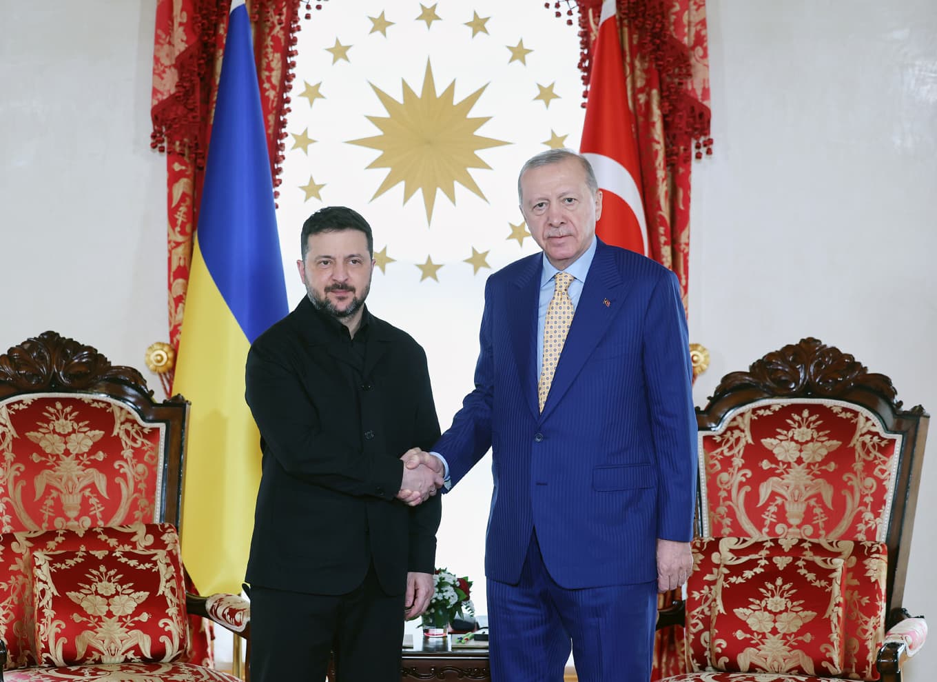 Ukrainas president Volodymyr Zelenskyj och Turkiets president Recep Tayyip Erdogan möttes på lördagen i Istanbul i Turkiet. Foto: Turkiska presidentkansliet viaAP/TT