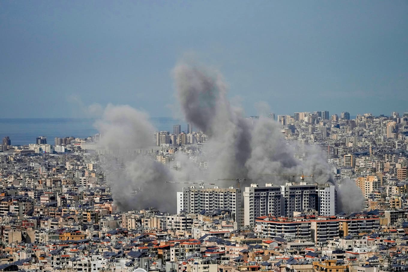 Libanons huvudstad Beirut i mars. Foto: Hussein Malla/AP/TT