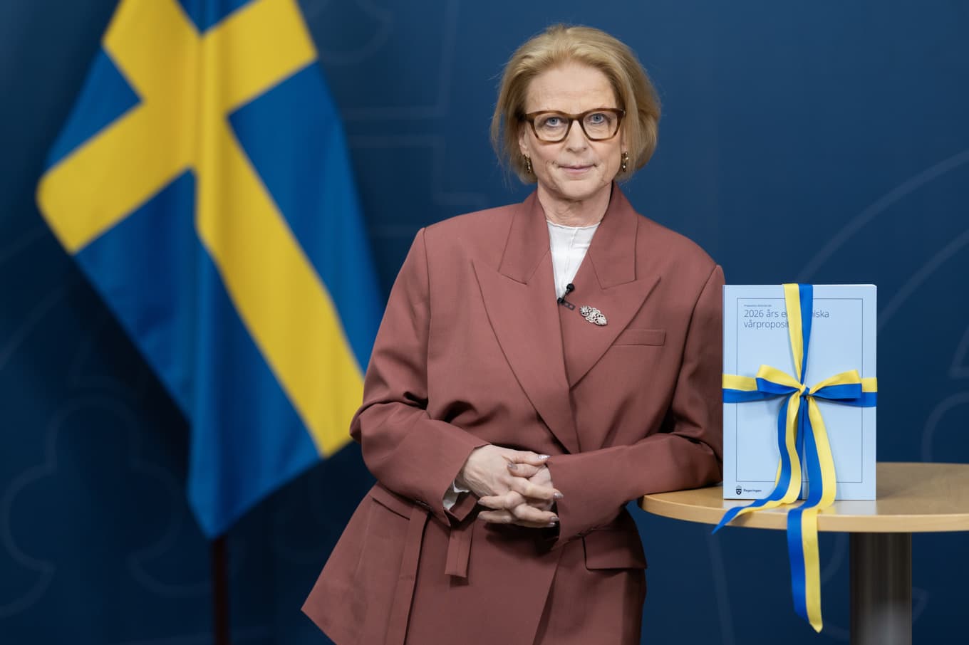 Finansminister Elisabeth Svantesson med årets vårändringsbudget. Foto:
Ninni Andersson/Regeringskansliet