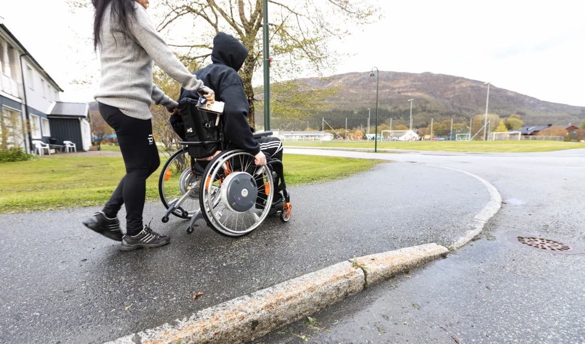 Pengarna ska användas till att ta hand om funktionshindrade, men går till organiserad brottslighet. Arkivbild. Foto: Gorm Kallestad/NTB/TT