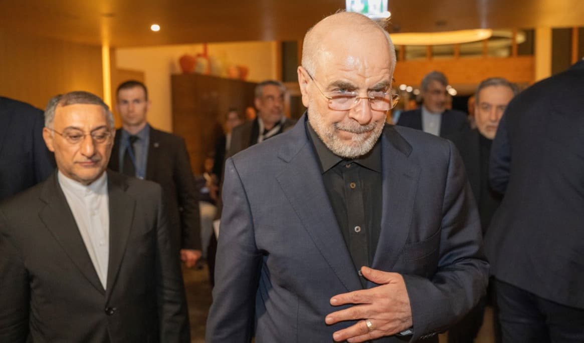 Irans talman Mohammed Bagher. Bild från fredssamtalen i Schweiz den 21 juni. Foto: Urs Flueeler/Keystone/AP/TT