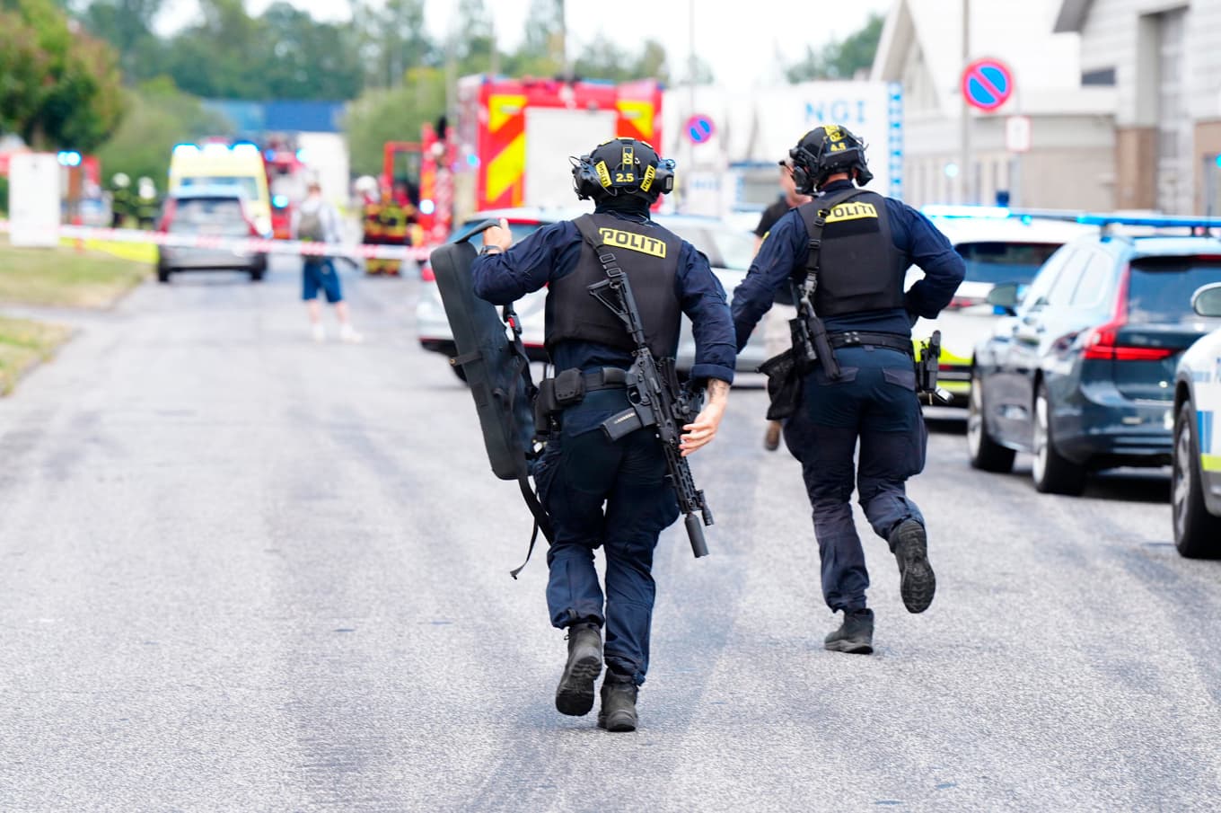 Skottlossning uppstod efter larm om en brand i ett industriområde i Ålborg. Foto: Henning Bagger/Ritzau Scanpix/TT