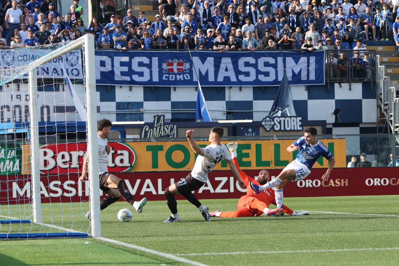 En match mellan Como och Napoli i maj. Foto: Antonio Saiai/AP/TT