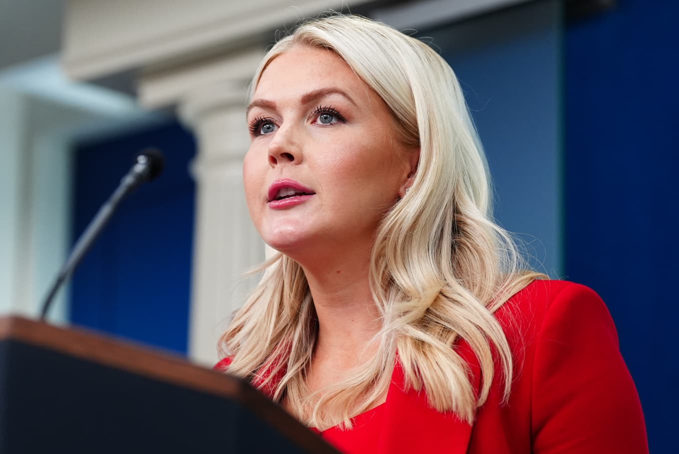 Karoline Leavitt lämnar sitt jobb i Vita huset. Arkivbild. Foto: Julia Demaree Nikhinson/AP/TT