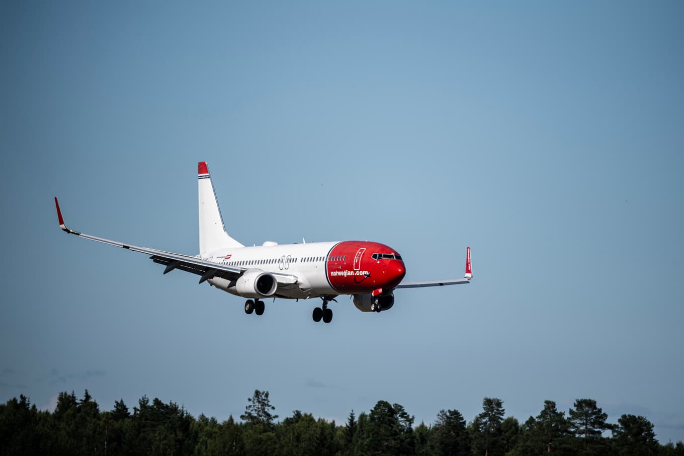 Ett flyg på väg att landa på Oslos flygplats Gardermoen. Arkivbild. Foto: Annika Byrde/NTB/TT