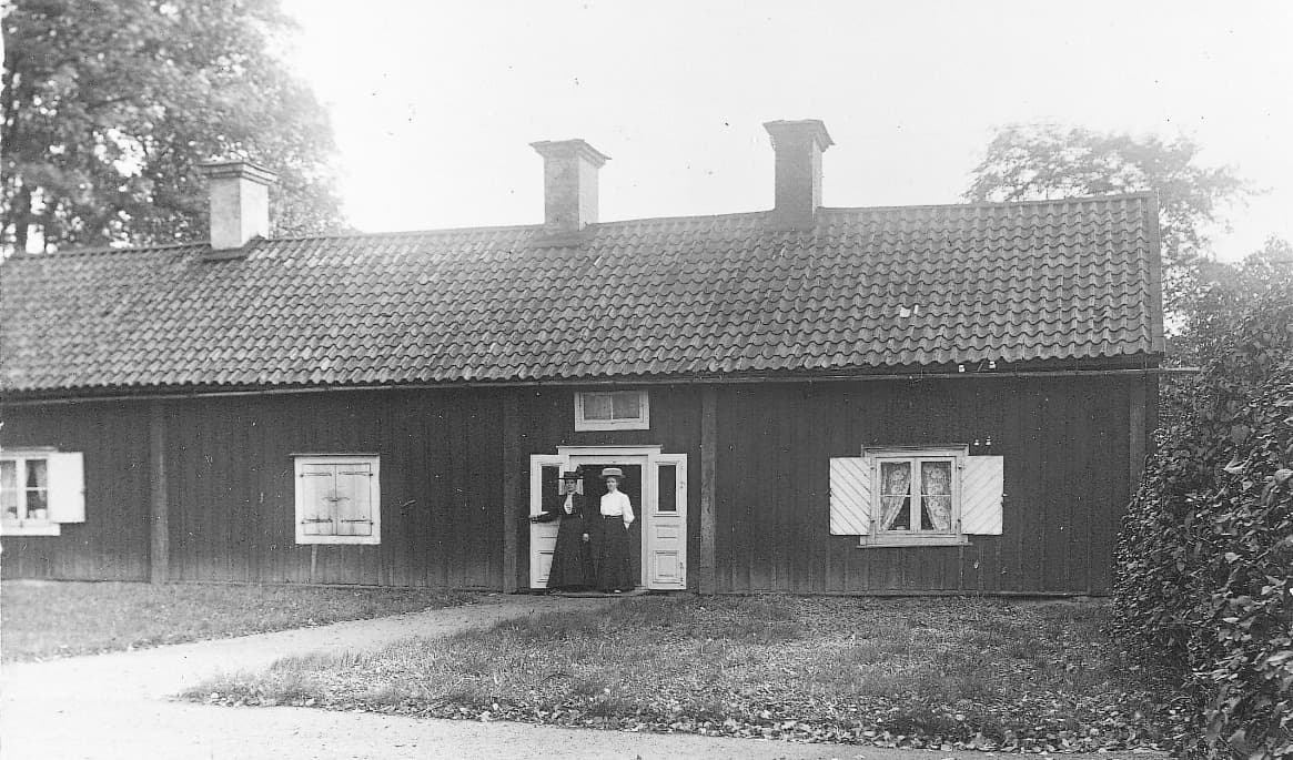Nacka hembygdsmuseum finns inrymt i en tidigare bostad för tjänstefolket på sommarnöjet Stora Nyckelviken. Foto: Kulturhuset Dieselverkstaden