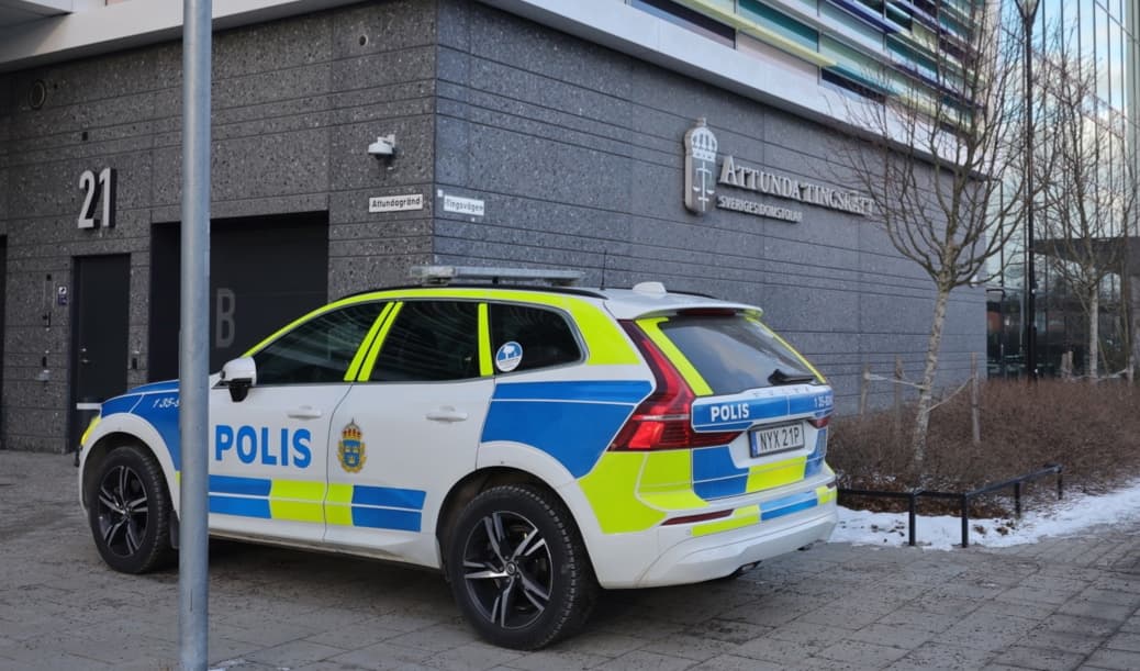 Attunda tingsrätt i Sollentuna, där mannen begärdes häktad misstänkt för grov våldtäkt mot barn. Foto: Pär Bäckström/TT