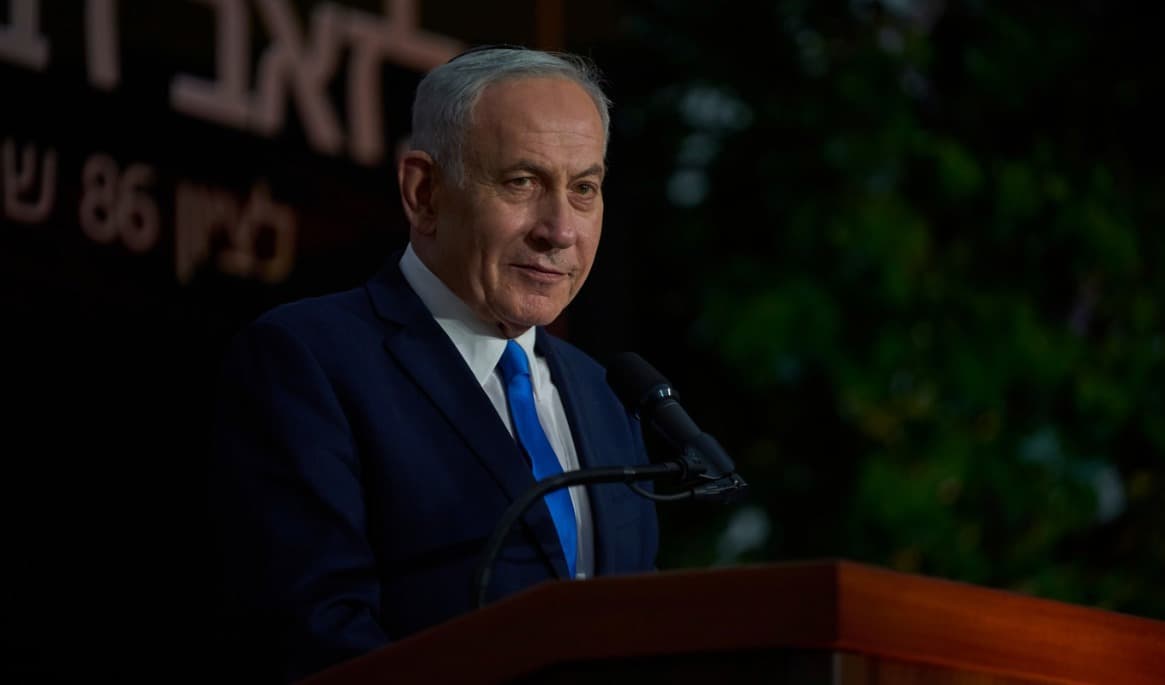Israels premiärminister Benjamin Netanyahu på en bild från i juli. Foto: Ohad Zwigenberg/AP/TT