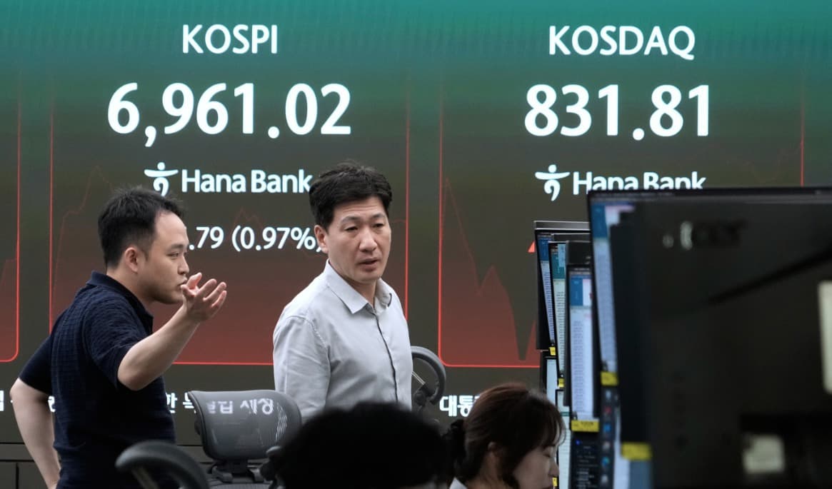 Sydkoreanska Kospi stiger i måndagshandeln. Foto: Ahn Young-Joon/AP/TT