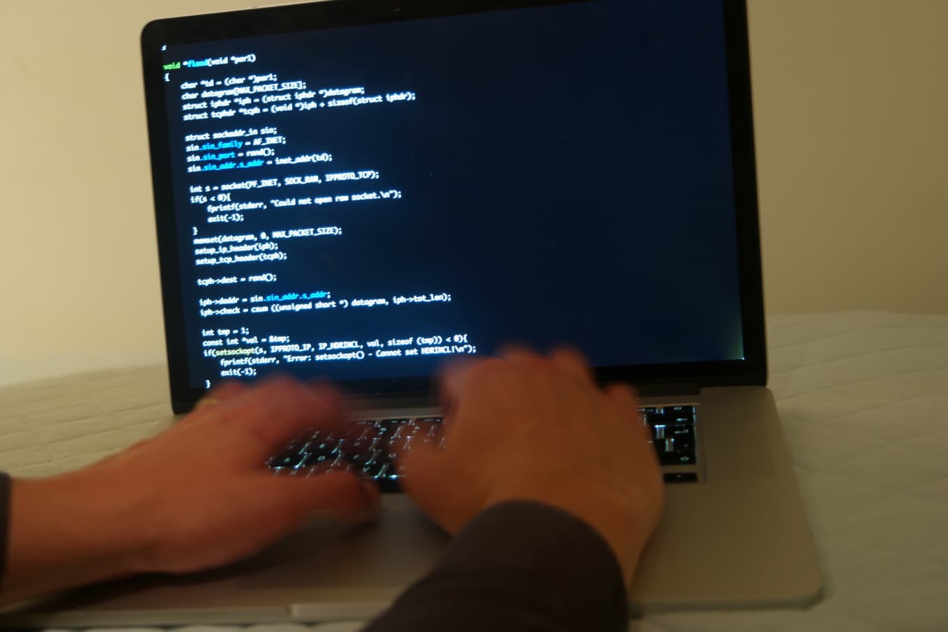 Programmerare hänger löst i AI-eran. Arkivbild. Foto: Gustav Sjöholm/TT
