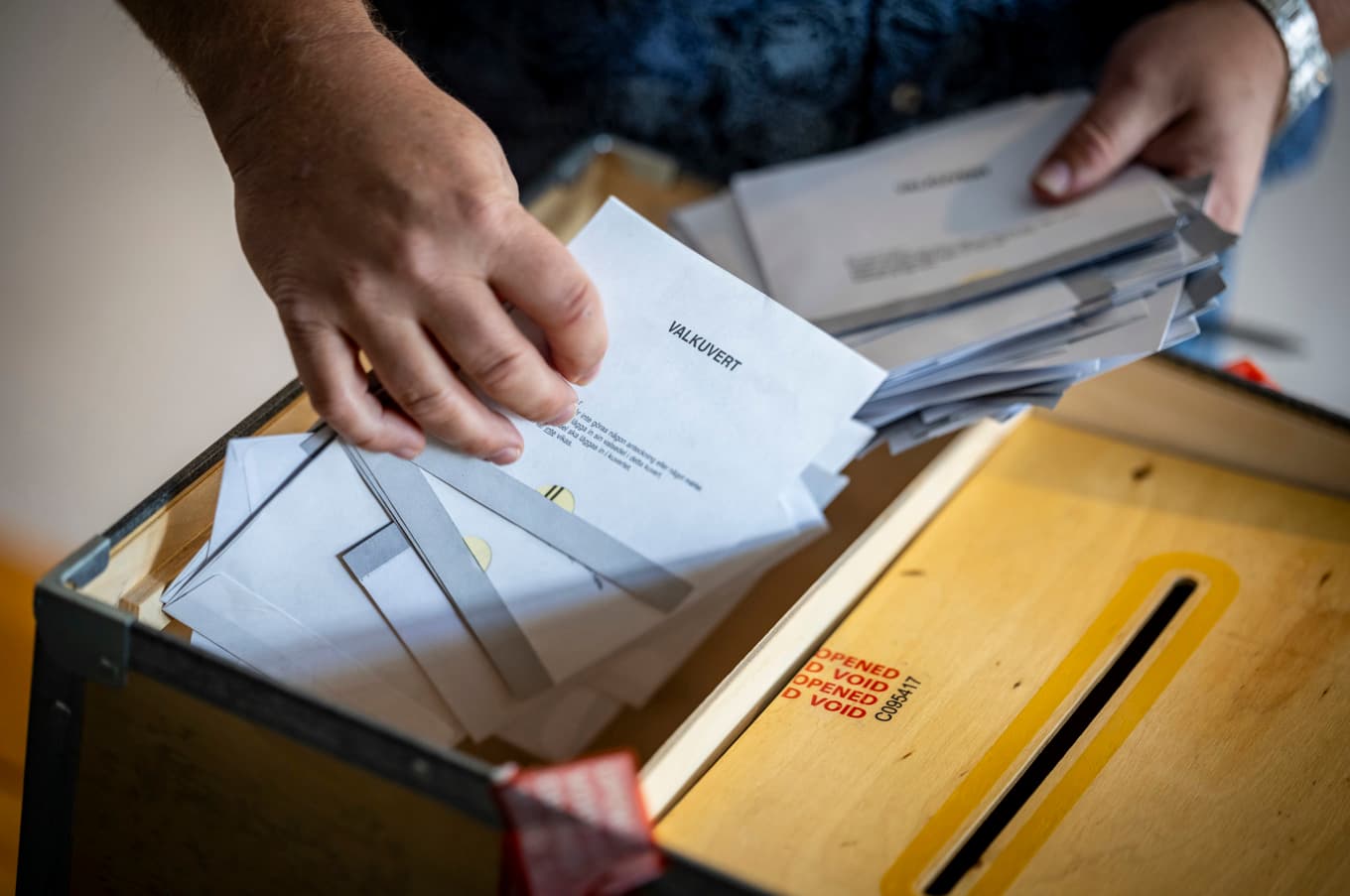Partiet Vi i Tidaholm har anmälts för att ha försökt påverka röstandet i kommunen. Arkivbild. Foto: Johan Nilsson / TT