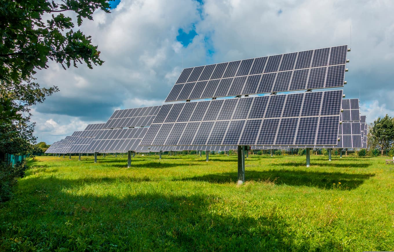 Utvecklingen av nya solcellstekniker kan på sikt ge högre verkningsgrad och lägre kostnader, och förändra förutsättningarna för framtidens energiproduktion. Foto: Sebastian Ganso