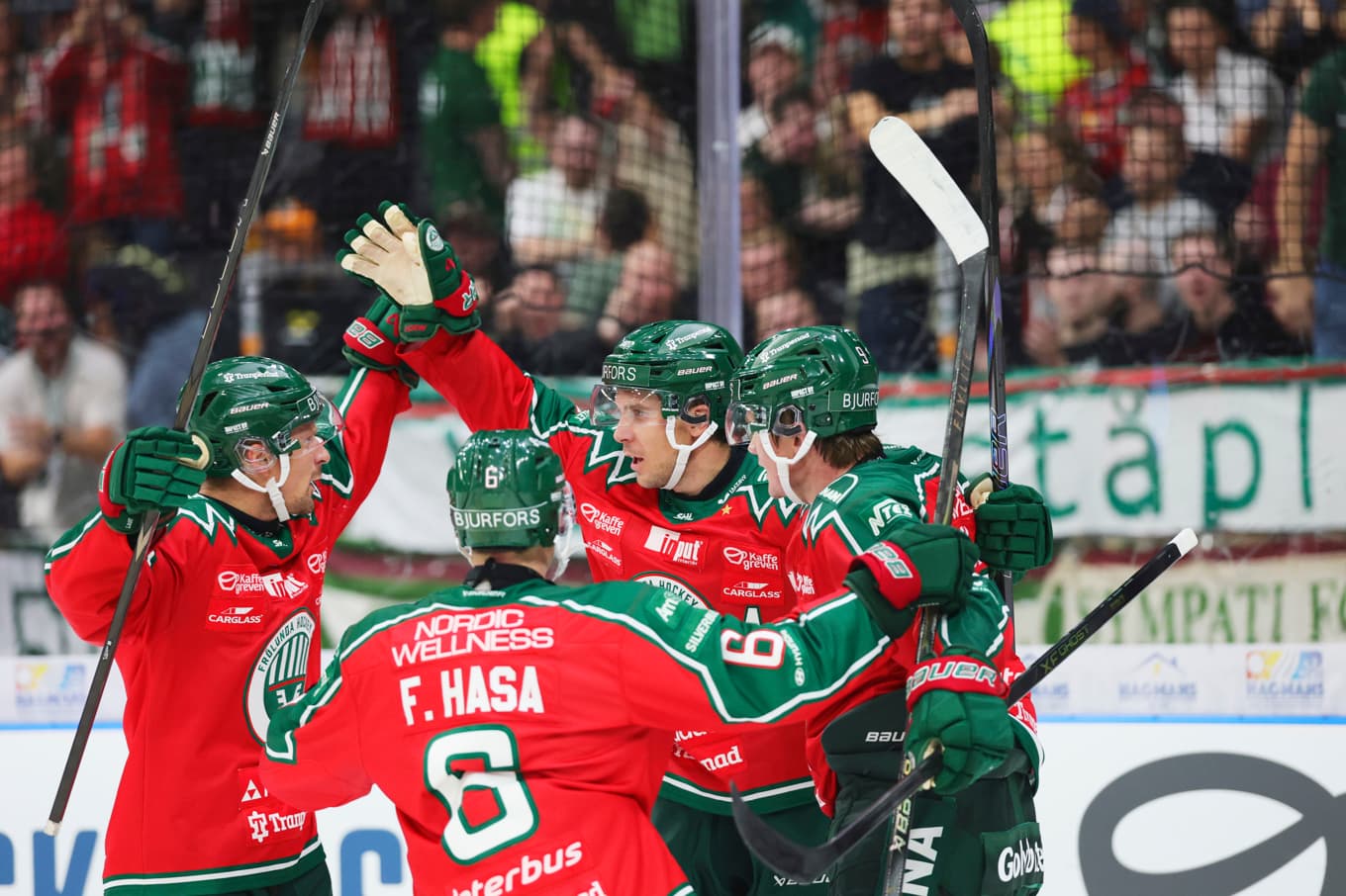 Frölunda inledde förra säsongen strålande, men efter nyår tappade laget. Laget inledde årets SHL med en skön seger mot Växjö. Foto: Adam ihse/TT