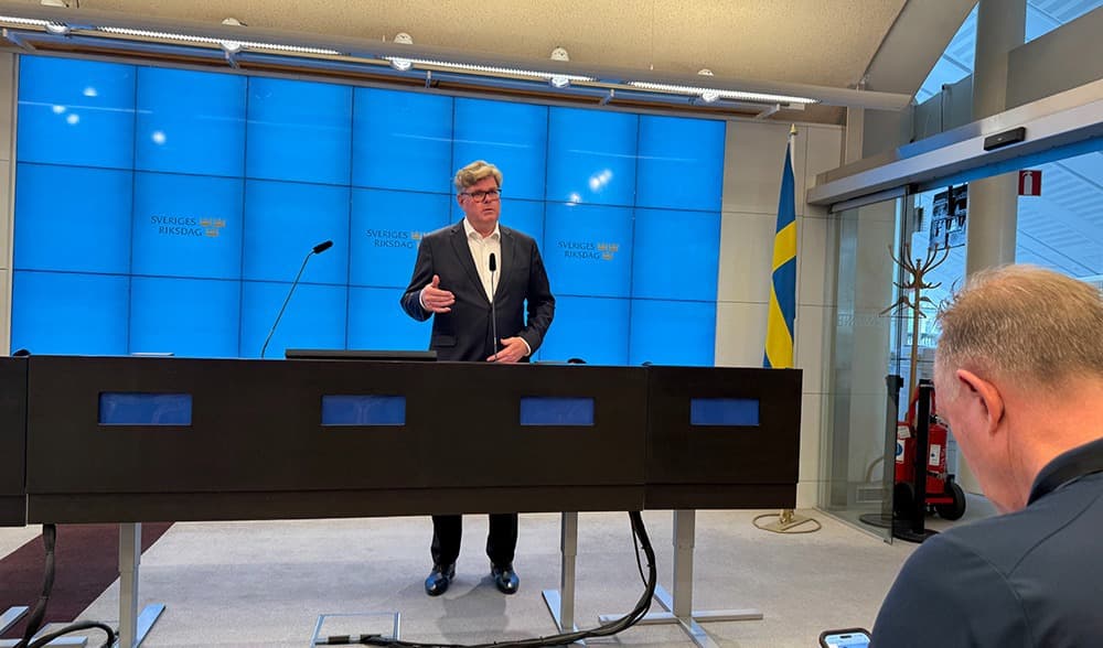 Gunnar Strömmer varnar för att rösta på Centerpartiet då han menar att de inte kommer kunna bromsa en rejäl vänstersväng. Foto: Staffan Erfors