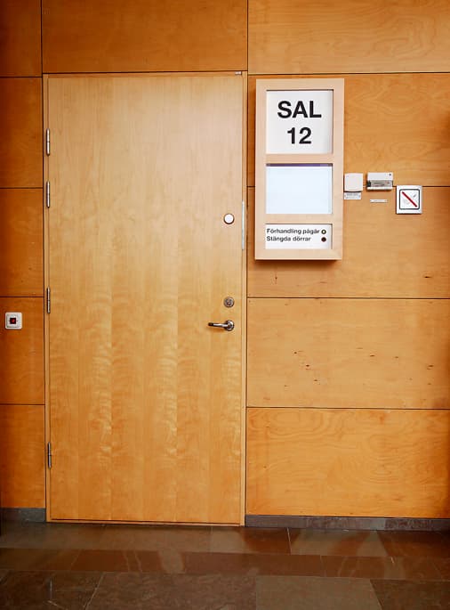 Normaliseringsprocessen fick betydelse när domstolarna bedömde kvinnans situation. Hovrätten ansåg att relationen präglats av en sådan process, men fann att bevisningen inte räckte för fällande dom på samtliga åtalspunkter. Foto: Jeppe Gustafsson/shutterstock