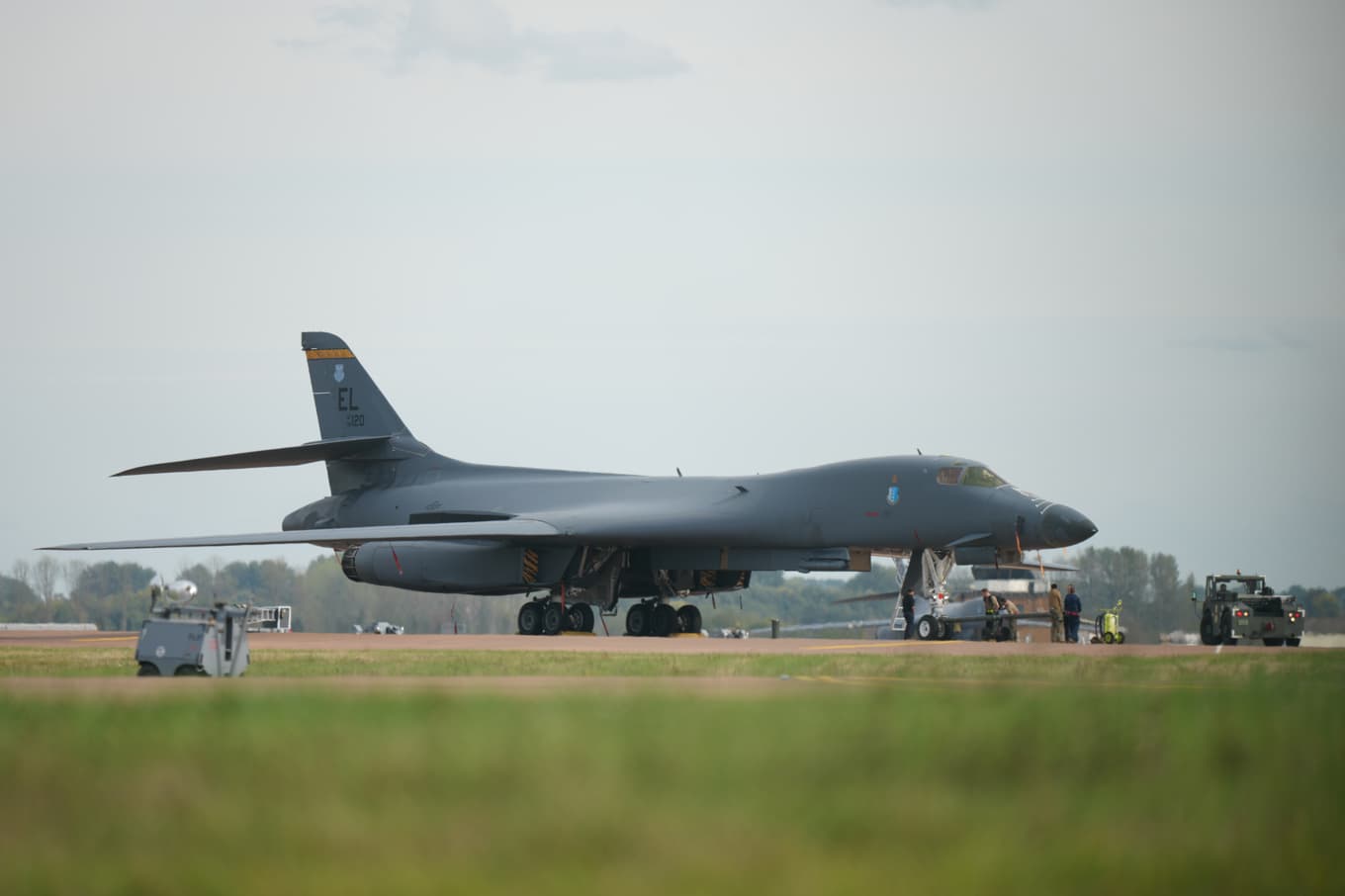 Ett amerikanskt bombplan på flygbasen RAF Fairford. Arkivbild. Foto: Alastair Grant/AP/TT