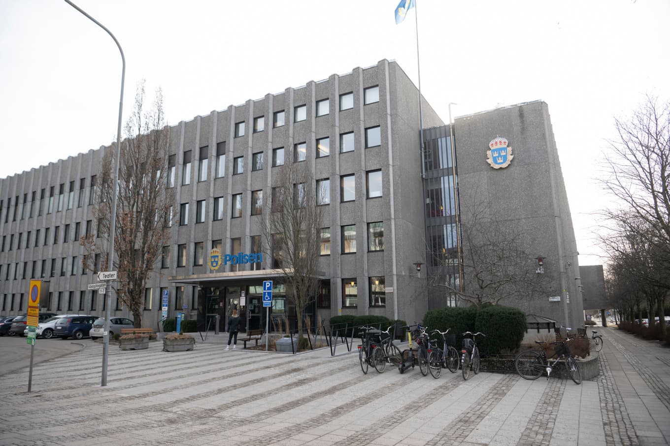 Delar av polishuset i Västerås spärrades av. Arkivbild. Foto: Fredrik Sandberg/TT