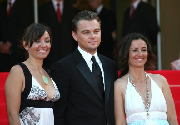 Nadia Conners (till vänster), Leonardo DiCaprio och Leila Conners Petersen (Foto: AFP/Valery Hache)