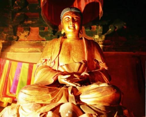Staty av Kongwang Buddhas sanna kropp (Foto: newsancai.com) 