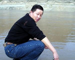 Advokat Gao Zhisheng som de kinesiska myndigheterna hållit fängslad hela hösten åtalades i måndags vid en hemlig rättegång, där hans advokater inte fick närvara. (Foto: Epoch Times/arkiv)