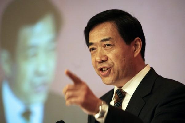 Kinas handelsminisiter Bo Xilai polisanmäls i dag under ett officiellt besök i Sverige, för brott mot Falun Gong-utövare i Kina. (Foto: AFP)