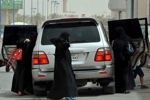 Schejk Saleh al-Lohaidan, en av de högsta prästerna i Saudiarabien, säger att kvinnor som kör riskerar sin hälsa. (Foto: Fayez Nureldine/ AFP)
