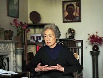 Dings Zilins son Jiang Jielian dödades i massakern på Himmelska fridens torg 1989. Hon är en av organisatörerna bakom "Tiananmen-mödrarna" (Foto: Peter Parks/AFP/Getty Images)
