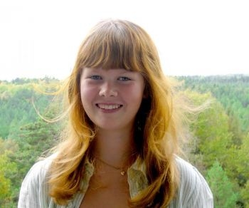 Saga Ånell, 14 år, Järna, Sverige. <p> Att jag går och lägger mig för sent. <p> Jag har en lärare i skolan som har ett ordspråk, ”den late lider brått om kvällen”, det betyder att man tänker att man har mycket tid och skjuter upp saker, och sedan när kvällen kommer har man jättemycket att göra.