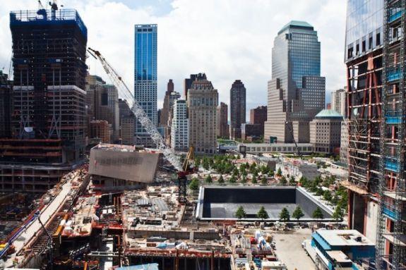 Museet och minnesmärket över 11 september vid World Trade Center beräknas öppnas för offrens familjer den 11 september i år, exakt tio år efter terrorattackerna. Bilden är tagen den 14 juni 2011. (Foto: Amal Chen/Epoch Times).
