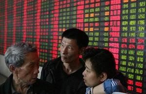 Investerare i Shanghai (AFP)
